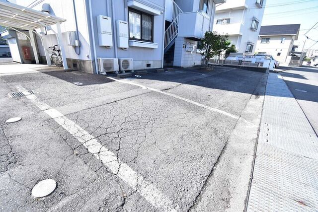 拡大写真:サンハイツM B棟 1階102の外観
