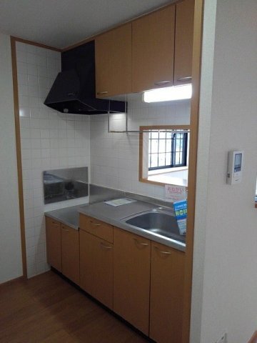 拡大写真:Garden Hills 2階201のキッチン