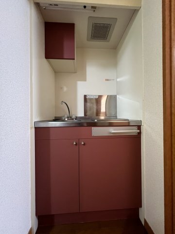 拡大写真:レオパレスブラン 2階205のキッチン