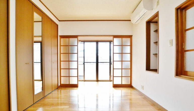 拡大写真:香川町川東上S邸 1階1の内装