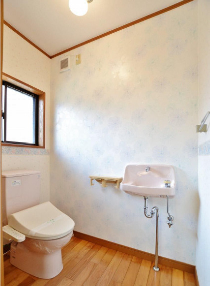 拡大写真:香川町川東上S邸 1階1のトイレ