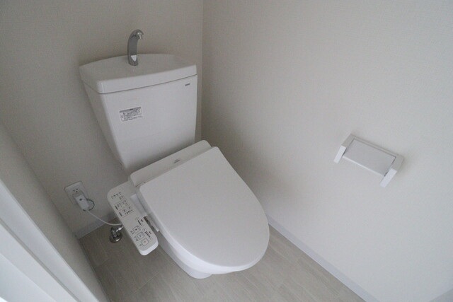 拡大写真:クレール東福山 4階401のトイレ