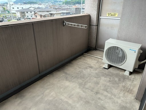 拡大写真：フラットリア春日 6階601のバルコニー