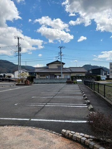 拡大写真:グリシーヌ 2階204の外観