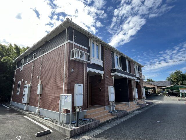 Piaget萩原の外観