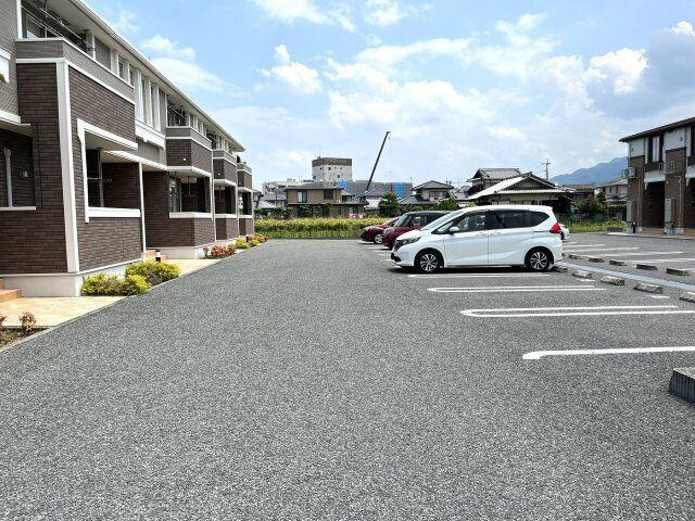 拡大写真:ブルゴーニュB 2階203の外観