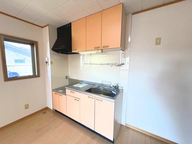 拡大写真:ヴェルドミールⅡ 1階101のキッチン