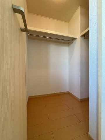拡大写真:シャルマンハイツ 2階202の収納