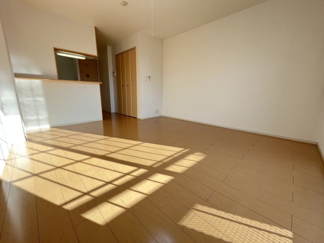 拡大写真:アテスウェイ 1階102の内装