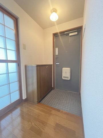 拡大写真：高田グランドマンション 3階301の玄関