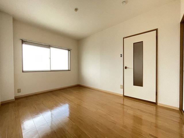拡大写真:ブラウンシャトー 2階203の内装
