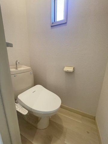 拡大写真:コーポOSK Ⅰ 2階201のトイレ