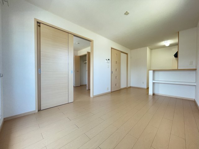 拡大写真:ALBA C 2階201の居間