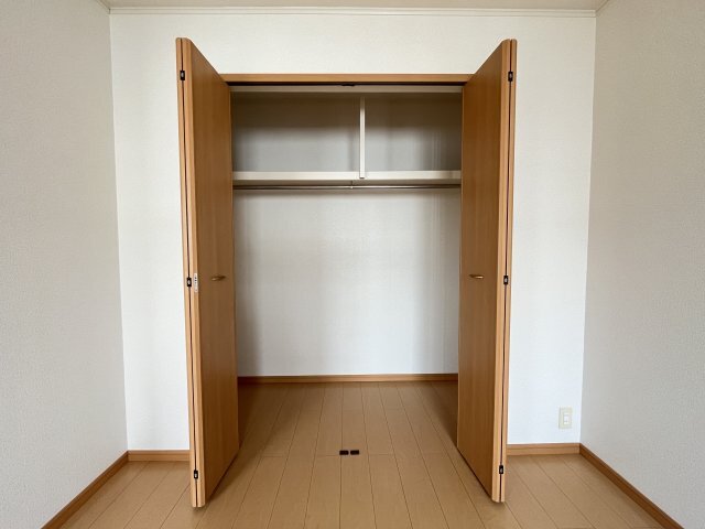 拡大写真:ジェルメMH Ⅱ 2階202の収納