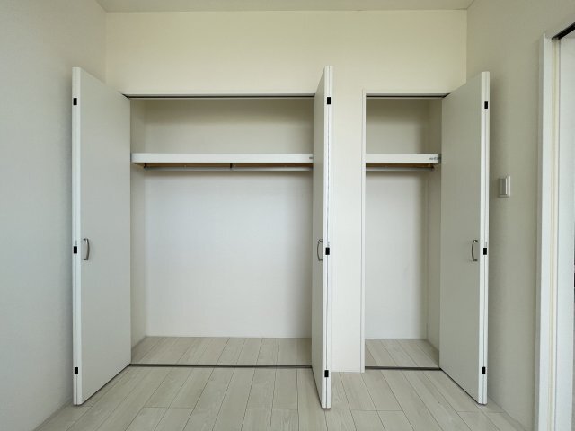 拡大写真:アルシオーネⅠ 2階201の収納