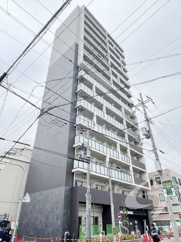 写真：尼崎市昭和通７丁目の外観