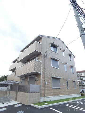 写真：伊丹市緑ケ丘１丁目の外観