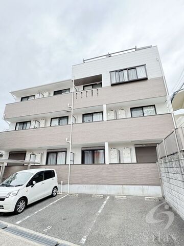 拡大写真:豊中市上新田3丁目 2階205の外観