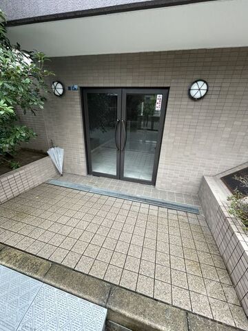 拡大写真:尼崎市杭瀬南新町1丁目 4階401の外観