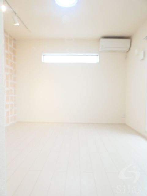 拡大写真：尼崎市西立花町３丁目 3階301の内観