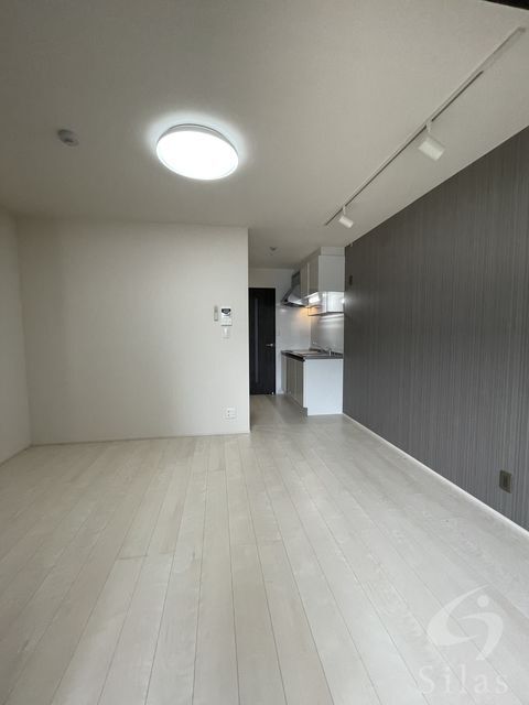 拡大写真:摂津市香露園 1階105の内観