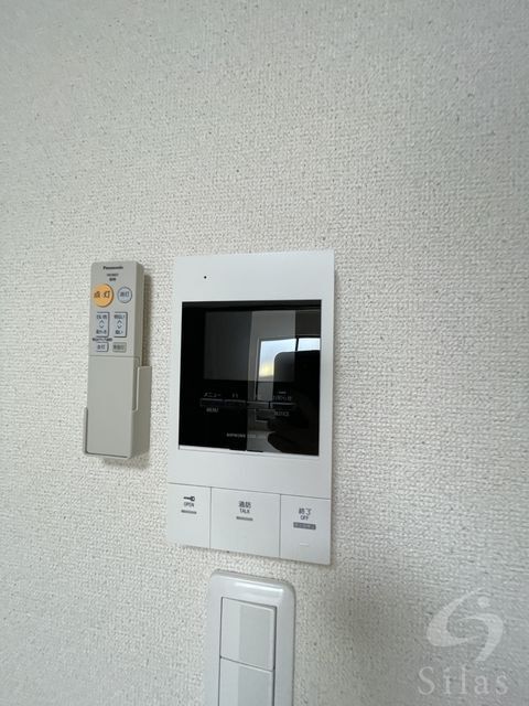 拡大写真:摂津市香露園 1階105の内観
