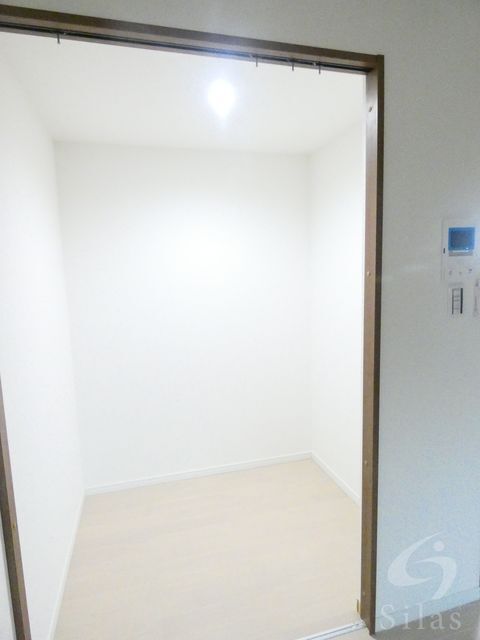 拡大写真:西宮市小松南町1丁目 3階303の内観