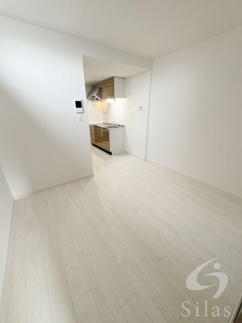 拡大写真:西宮市川東町 3階302の内観