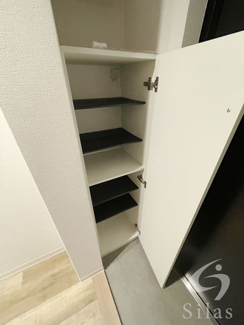 拡大写真:尼崎市上ノ島町1丁目 4階404の内観