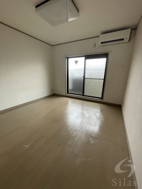 拡大写真:尼崎市杭瀬南新町1丁目 4階401の内観