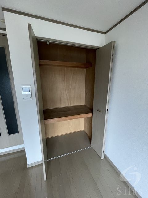 拡大写真:尼崎市杭瀬南新町1丁目 4階401の内観