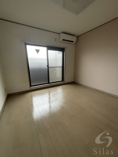 拡大写真:尼崎市杭瀬南新町1丁目 4階401の内観