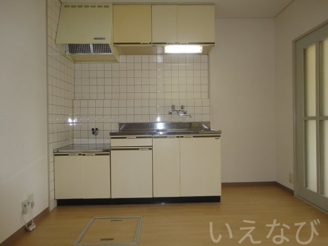 拡大写真：総社市門田 1階101のキッチン