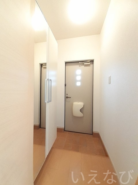 拡大写真:赤磐市円光寺 1階101の玄関
