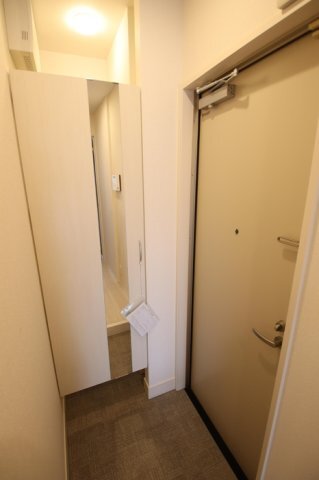 拡大写真：D-residence沖野上 1階102の玄関