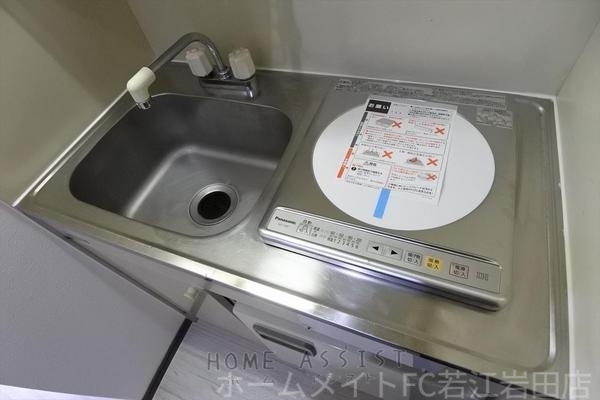 拡大写真:PALMIZIO花園III 2階205のキッチン