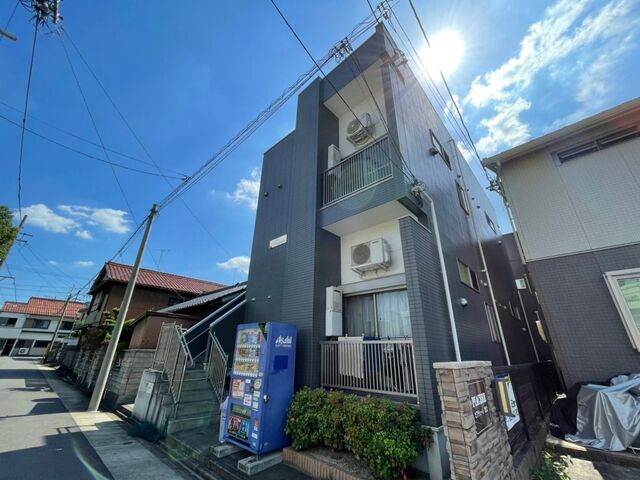 グッドウッド荒江の外観