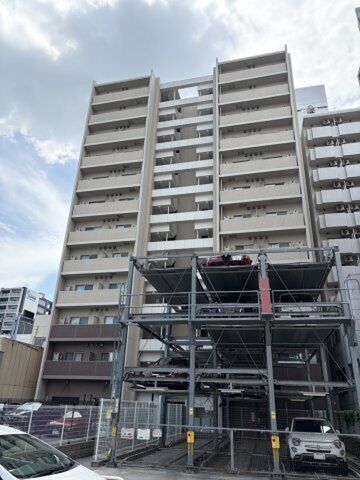 写真:カスタリア新栄Ⅱの外観