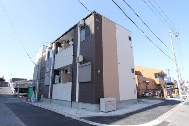 拡大写真:クローバーコート日比野 1階102の外観