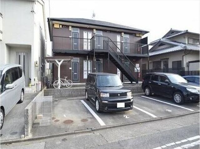 拡大写真:HOMEST旭 2階202の外観