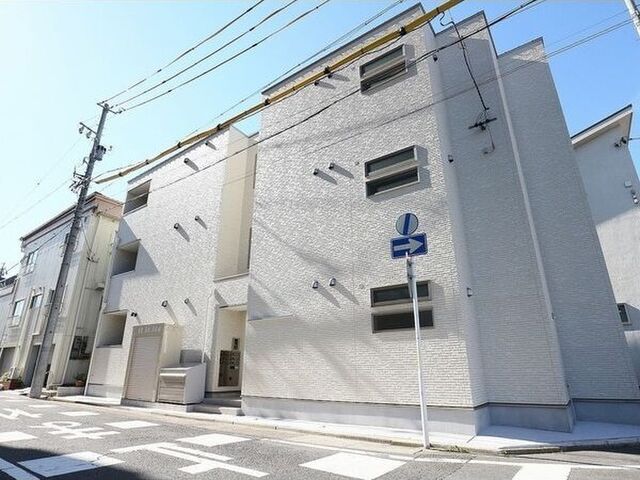 拡大写真：REGALEST　BRICKS 1階101の外観