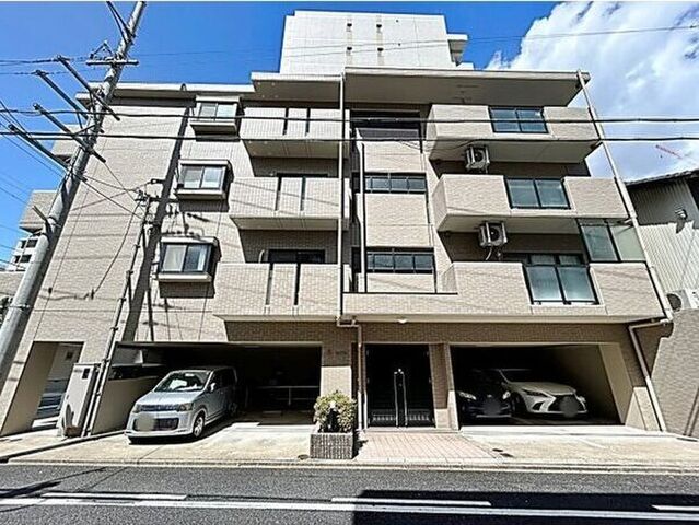 拡大写真:泉2000 4階402の外観