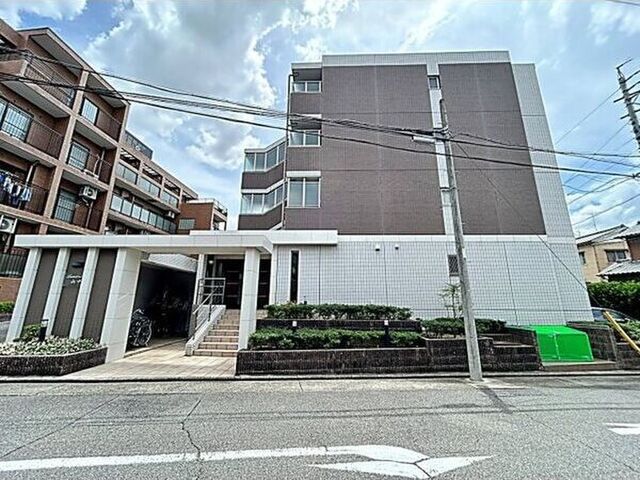 拡大写真：ルミエール山中 4階403の外観