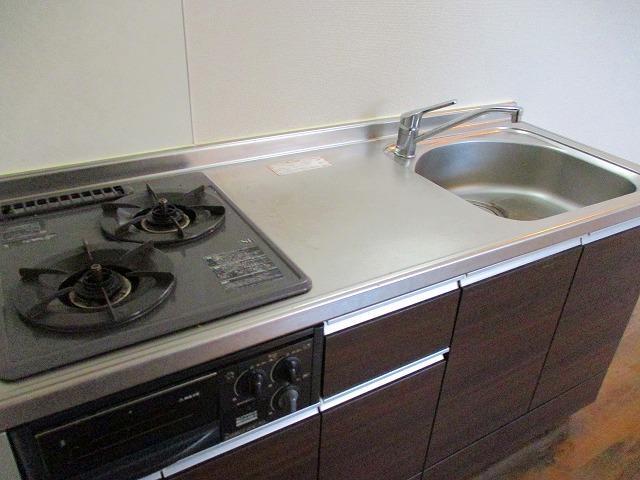 拡大写真:金山BASE 2階201のキッチン