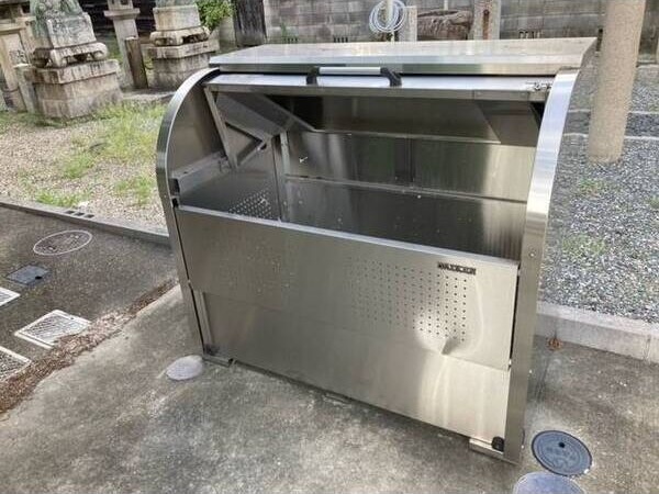 拡大写真:La Speranza神宮西 2階205の専用ごみ置場
