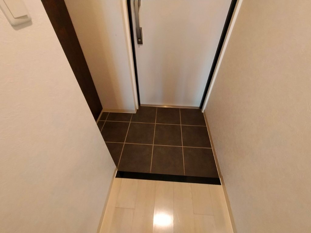 拡大写真:S-FORT鶴舞reale 10階1004の玄関