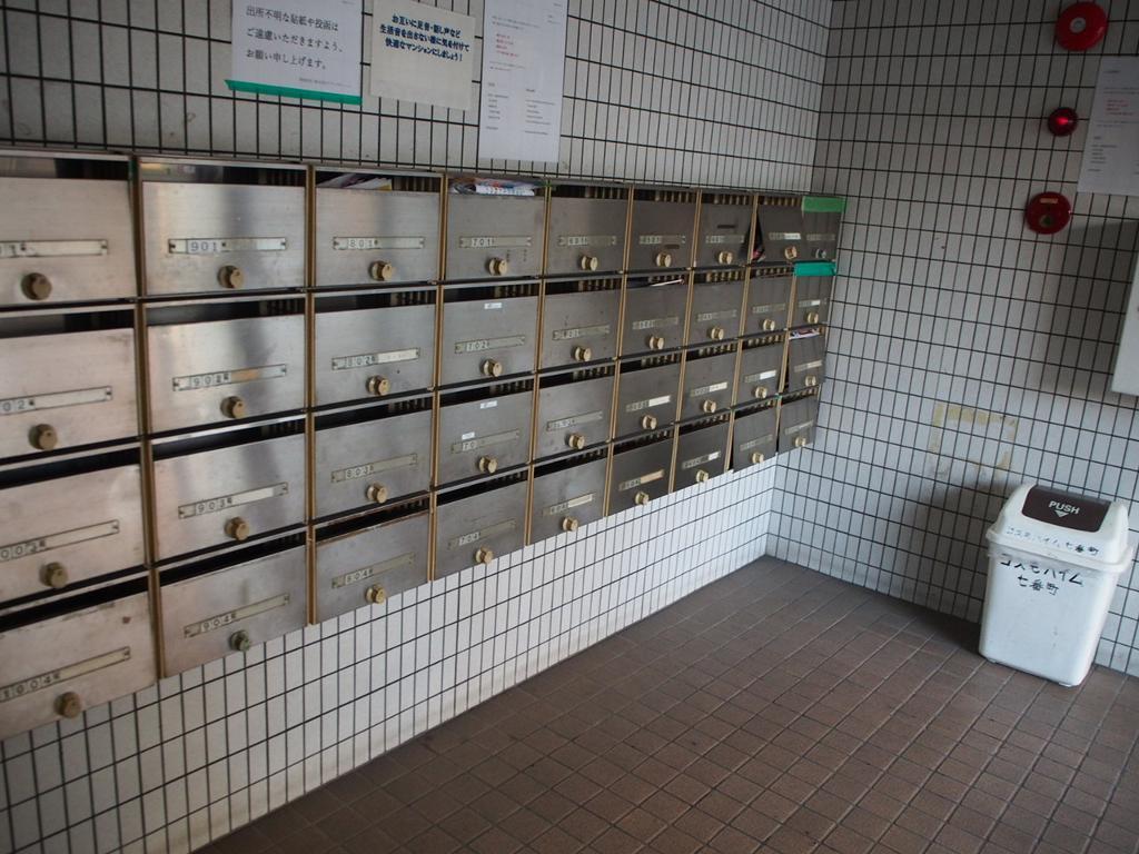 拡大写真:コスモハイム七番町 4階401のロビー