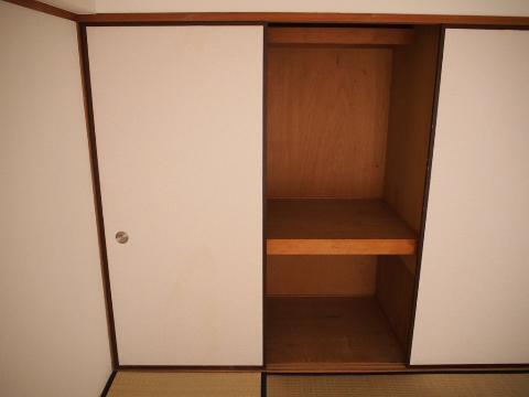拡大写真:栄サンライズ 4階401の収納