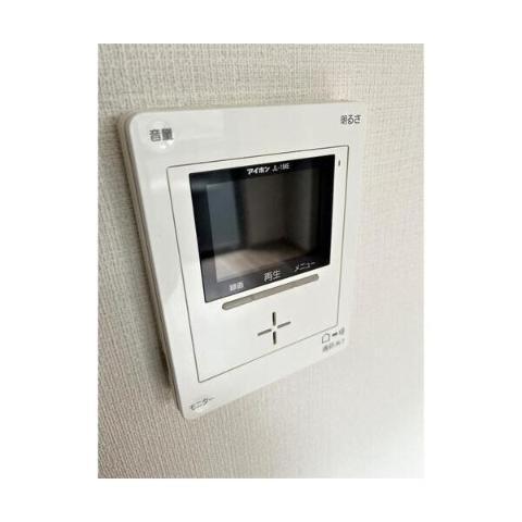 拡大写真:ウイング名駅 2階201のカメラ付インターホン