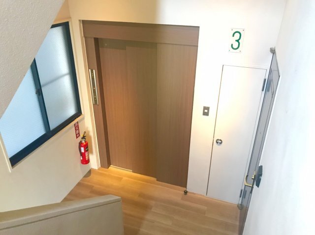 拡大写真:Y’s BLDG(ワイズビルディング) 3階301のその他共有部分